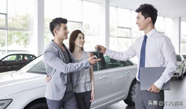 不买车的人聪明，富人买旧车穷人买新车